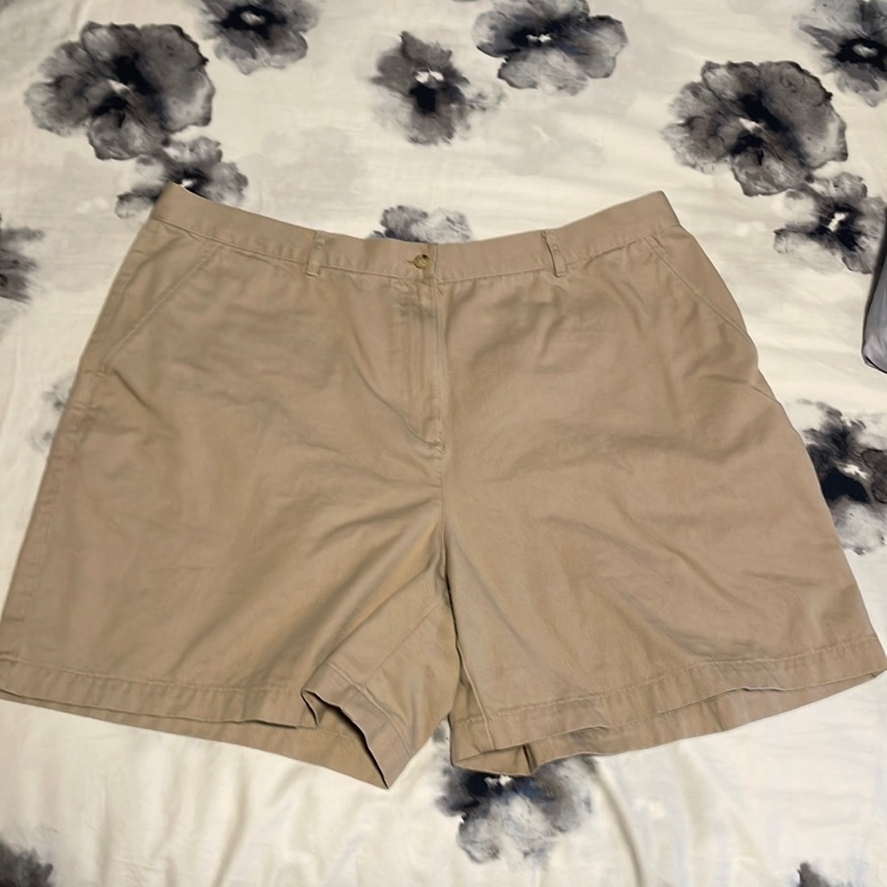 Ralph Lauren Khaki Shorts - 16W
